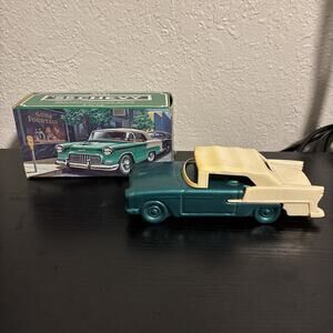 Vintage 5 oz Avon "55 Chevy Wild Country After Shave Bottle FULL w/Original Box